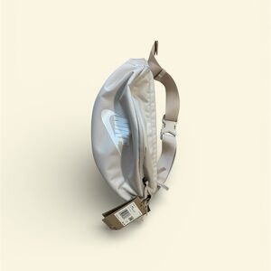 Nike Fanny Pack Beige NWT!